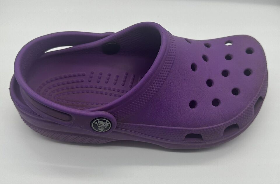 Womens/Girls/Unisex Size 4 Purple Crocs Shoes Slide Ons | eBay