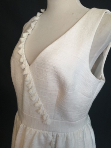 Vestido Trina Turk Alessia Sin Mangas Borla Talla 0 Nuevo con Etiquetas - Imagen 4 de 9