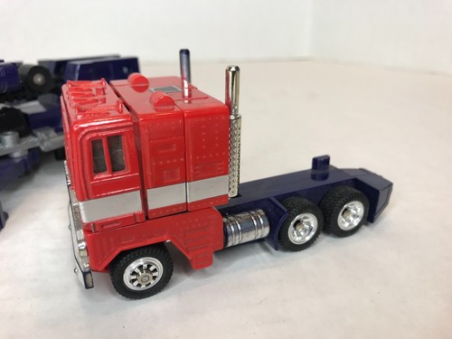 Transformers G1 1980 - 1982 Optimus Prime & T4 Trailer Teile Hasbro Japan - Bild 2 von 14