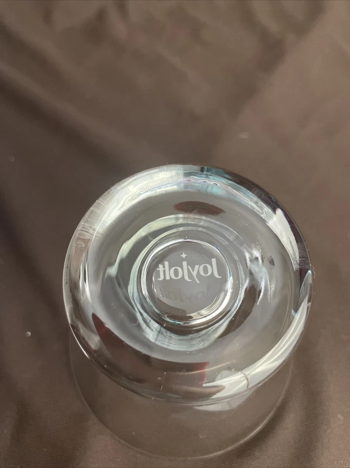 NUEVO JoyJolt Barware Afina 4 Piezas Juego de Vasos Martini 8 OZ Vasos Transparentes Nuevo Foto 3 de 4