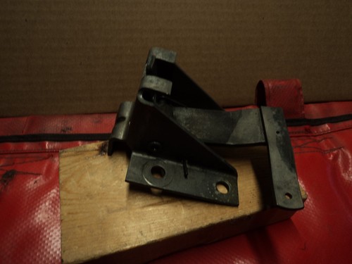 Corvette 1953/1954/1955/1956/1957 Female Hood Latch Assemblies - Picture 9 of 11