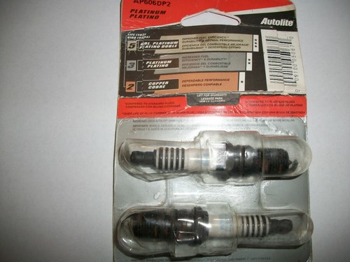 AUTOLITE DOUBLE PLATINUM PLATED SPARK PLUGS AP6060, 5/8" HEX HEAD, PACK OF 2 NEW - Picture 1 of 4