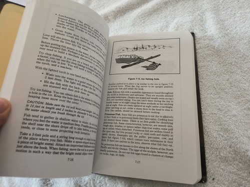 Survival Manual Camping Hiking Wilderness Survival - Picture 10 of 12