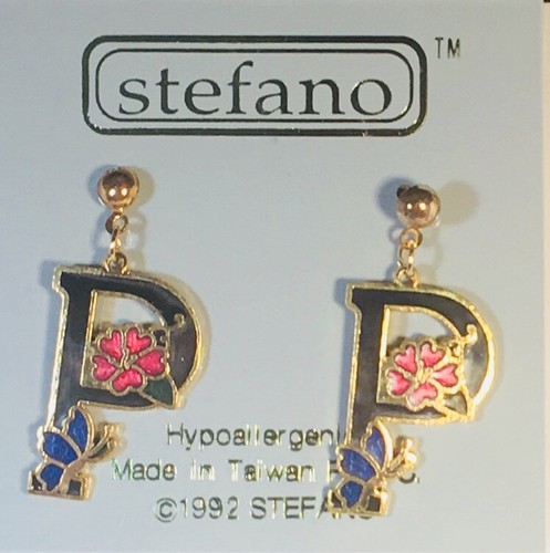 LETTER EARRINGS A B C D E F G H I J K L M N O P R S T V W Y Gold Plated - Picture 4 of 5