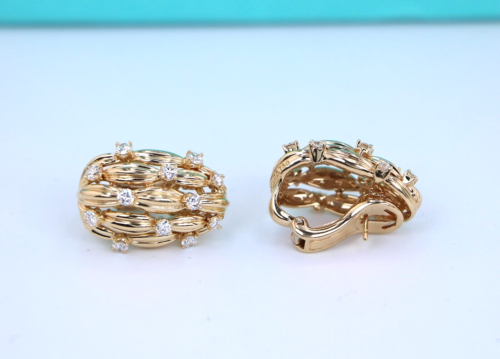 1992 Tiffany & Co 18k Yellow Gold Diamond Signature Basket Weave Huggie Earrings - Picture 8 of 13