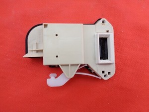 Miele Türschloss Verriegelung Waschtrockner Type 853 T.Nr. 4842085  / 84 / 83