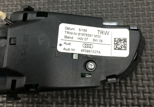 04-10 Interruptor de volumen de audio radio volante audi a8l oem 4f0951527a - Imagen 6 de 6