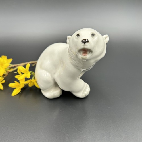 Vintage Lomonossow russisches Porzellan - handbemalte Eisbär Figur 4,5"" H