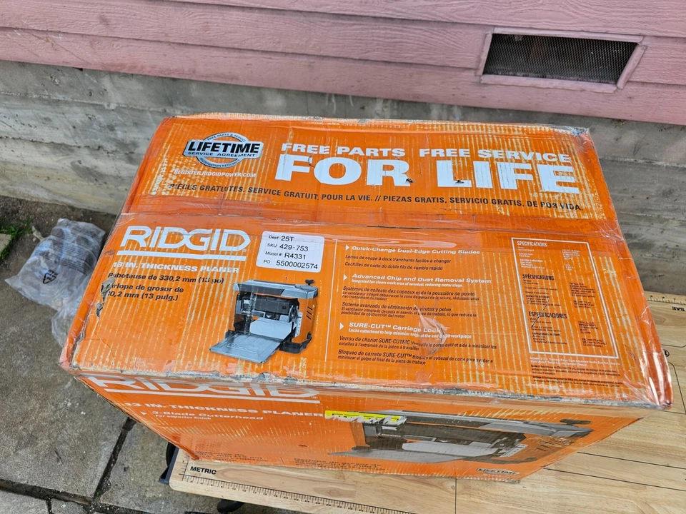 Cepilladora Ridgid R4331 15 Amp con cable 13" de espesor con cable - Nueva recogida local Foto 2 de 4