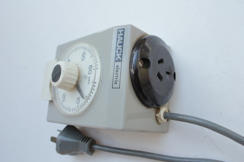 HAUCK ATU 160 ENLARGER TIMER - Picture 2 of 4