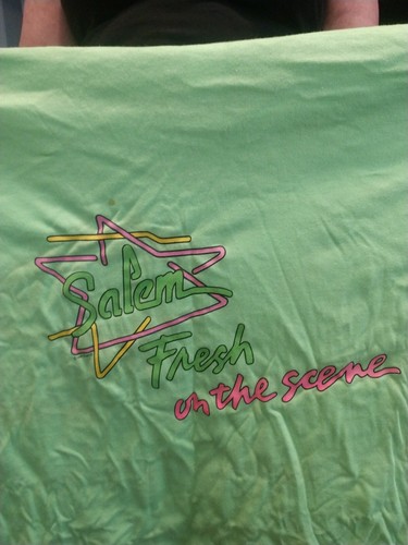 T-shirt Salem sigarette fresche sulla scena verde fluo XL - Foto 3 di 11