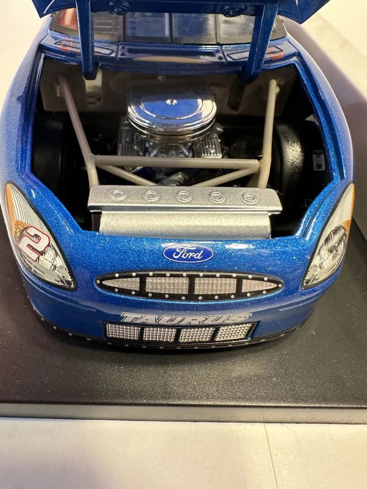 Harley Davidson NASCAR #2 Rusty Wallace Miller Lite escala 1/24 Foto 4 de 4