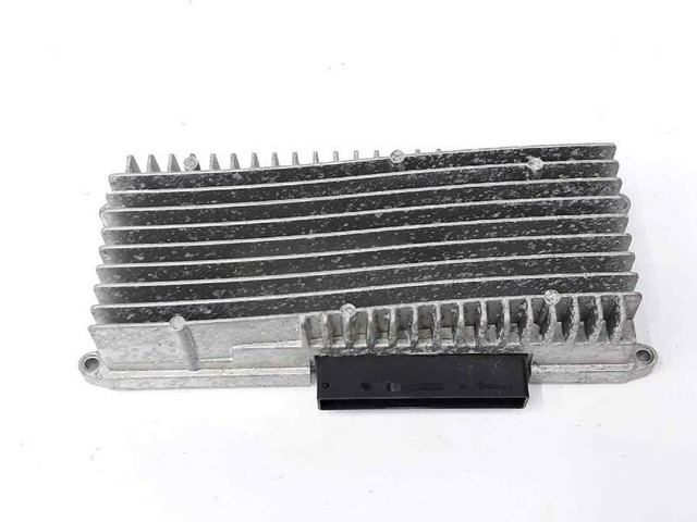 8R0035223G amplificatore per AUDI A5 SPORTBACK 2.0 TDI 2011 1709126100 1251881 8R0035223G amplificatore per AUDI A5 SPORTBACK 2.0 TDI 2011 1709126100 1251881
