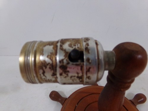 Wheel Light Fixture Wooden WORKING Plug In Boat - light bulb not included(desc) - Bild 7 von 9