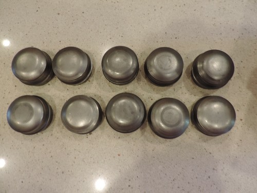 63-68 Corvette Wheel Bearing Dust/Grease Cap--GM #539153--NOS--NCRS! - Foto 1 di 5