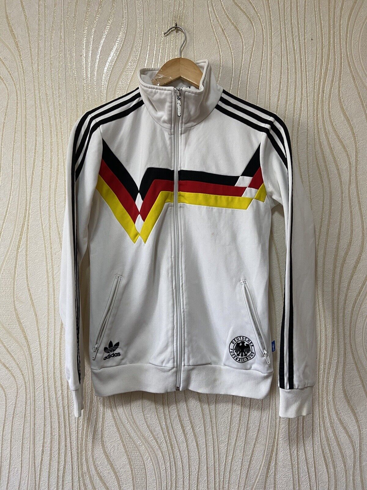 Destrucción mordaz Cantina GERMANY RETRO FOOTBALL SOCCER TRACK TOP JACKET WOMEN sz 42 ADIDAS P04123 |  eBay