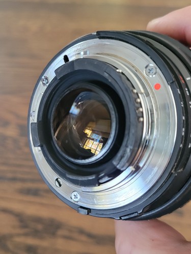 Sigma 70-300mm 1:4-5.6 DL Macro Super Lens Unsure of Mount - Possibly for Pentax - Picture 7 of 10