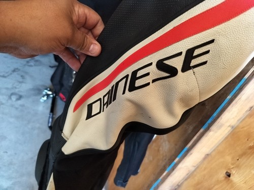Dainese Laguna Seca 4 Perf Suit Blk/Wht/Fluo Red 54/64 - Picture 10 of 24
