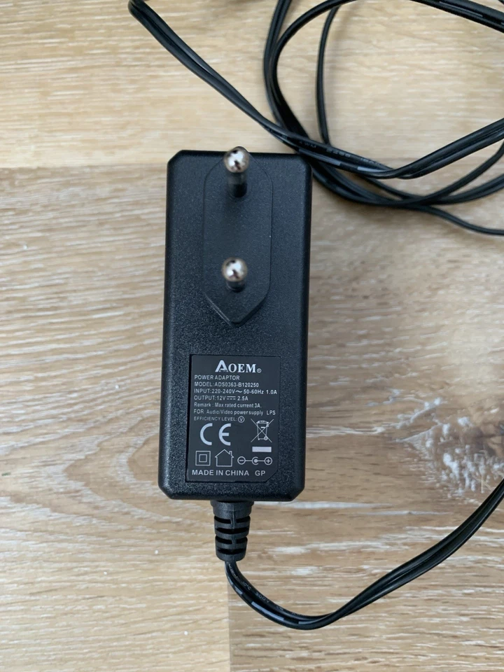 Grundig TV, 22 VLE 5520 BG, 22 Zoll - Bild 2 von 4