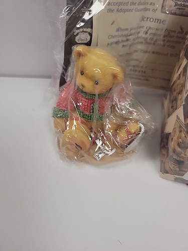 Cherished Teddies 1999 Boy With Sweater and Skates AVON EXCLUSIVE 546534 - Picture 2 of 3