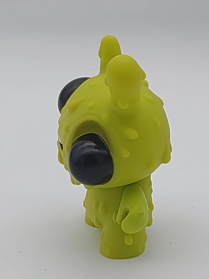 Kidrobot 2012 Dunny Apocalypse Chris Ryniak Meltdown 3" Figure 2/16 - Image 3 of 4