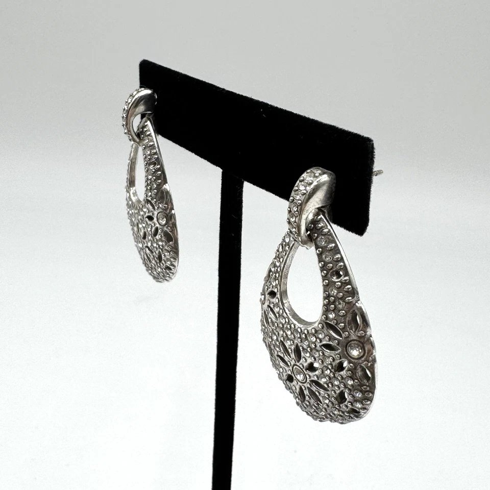 Pendientes Brighton Post Sutherland Fizz lágrima placa de plata acento de vidrio facetado Foto 4 de 4