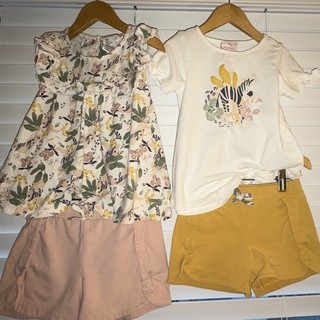 Tommy Bahama Girls 5T Outfit Lot Floral Tee Zebra Tee & 2 Shorts Cotton