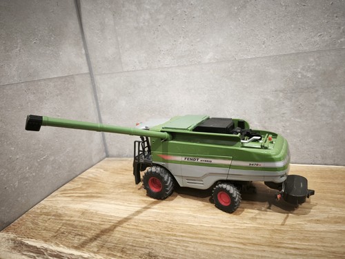 Siku 4256 Fendt Hybrid Mähdrescher mit Anhänger für Schneidwerk 9470X, 1:32 - Bild 6 von 8