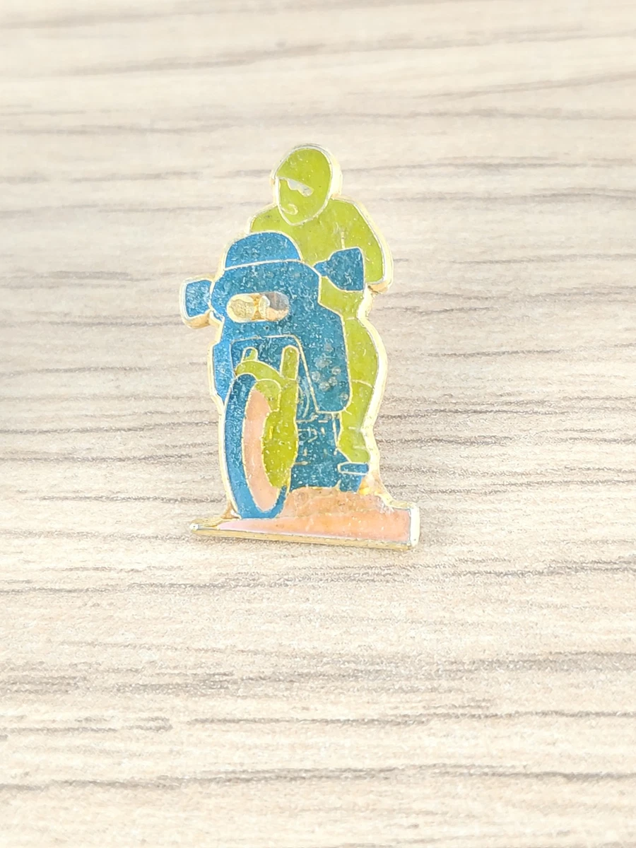PIN'S VINTAGE QUELLE ancien badge publicitaire rétro collection années 80 90 EUR 3,99 - FR