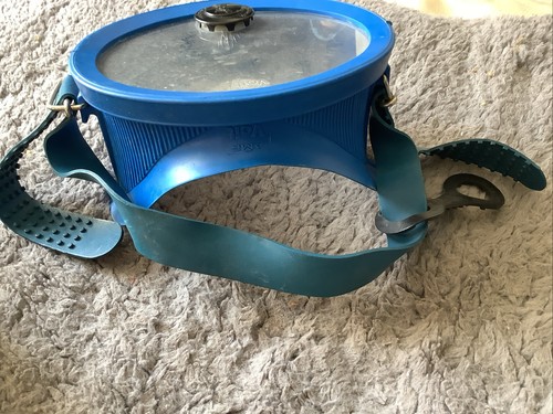 Vintage Blue AMF Voit Diving Mask Retro Scuba Display Or Film Prop Only - Picture 4 of 7