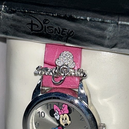 Disney Minnie Mouse Herz Charms Damenuhr Neu in OVP - Bild 11 von 11