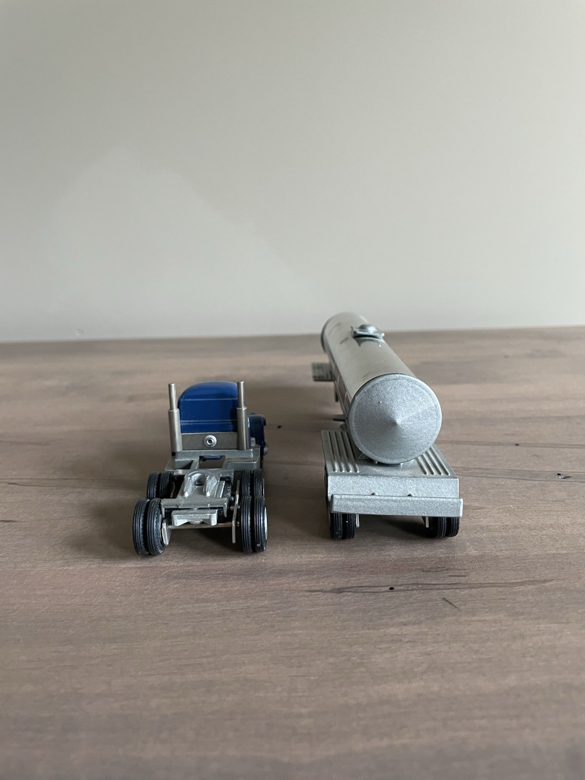 Picture 5 of 6