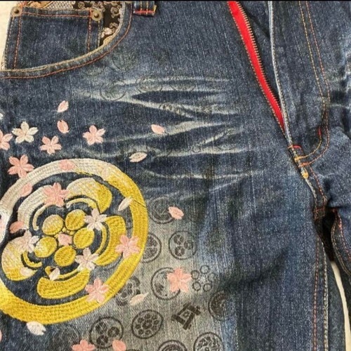 Kacho Fugetsu Men's Denim Jeans Half Pants Koi Sakura Embroidered Blue Size 30 - Picture 5 of 7