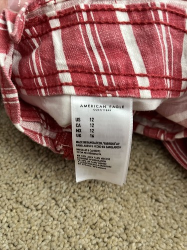Pantaloncini American Eagle taglia 12 - Foto 3 di 3