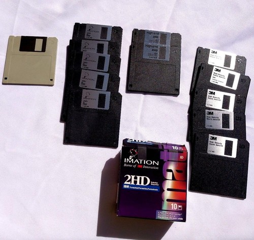 Lot of FLOPPY DISKETTES KAO Highland Imation 3M 2HD Disks IBM FORMATTED DS HD  - Picture 1 of 4