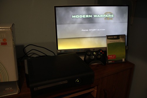 Microsoft Xbox 360 Elite 120GB Console - Black + Original Box, Open Tray Error - Picture 3 of 4