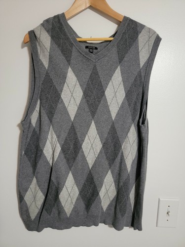  APT 9 Argyle Sweater Vest Mens XXL Gray VNeck  Cotton - Picture 1 of 7