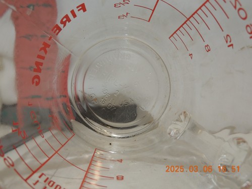 Vintage Fire-King 498 Measuring Cup 16 Oz, 2 Cup Clear Glass Red Lettering - Picture 3 of 3