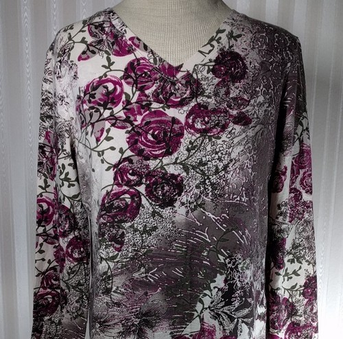 Chicos 1 Gr. M Damen Oberteil Stretch Pullover Strick V-Ausschnitt Stretch beige Blumen Shirt