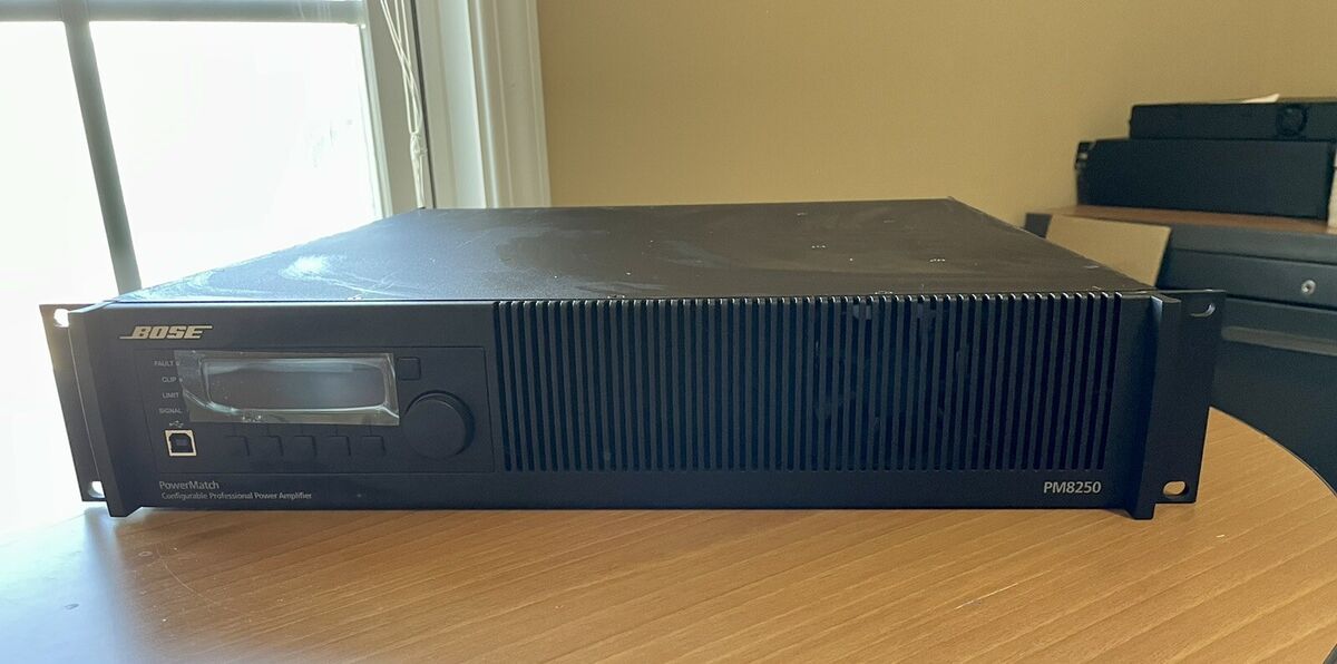 Bose PowerMatch PM8250 Configurable Power Amp-Minor Bose PowerMatch PM8250 Configurable Power Amp-Minor