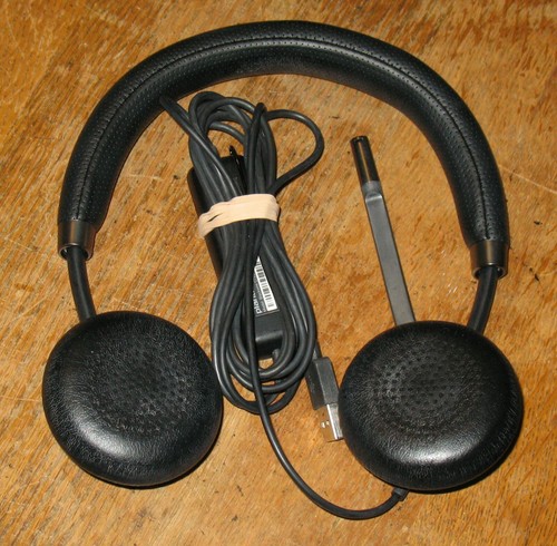 Plantronics Blackwire C725 Active Noise Cancelling USB Headset - Picture 2 of 3