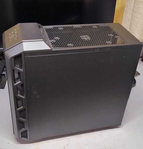 Cooler Master MasterCase H500 Mid Tower Gehäuse 