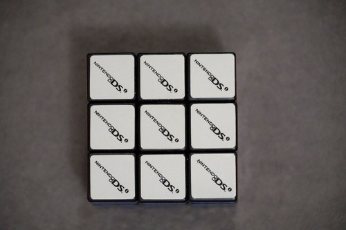 Nintendo DSi Oficial Rubik's Promoción Cubo Swag Vintage - Imagen 1 de 6