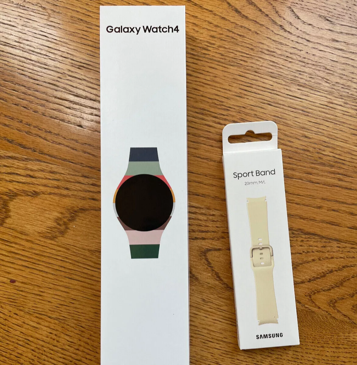 Samsung Galaxy Watch 4 40mm Smartwatch Black - BEIGE Sports Band
