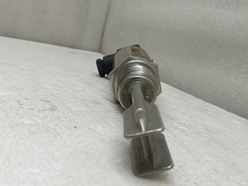 Endress + Hauser FTL260-0010 Liquiphant Limit Switch - Picture 5 of 8