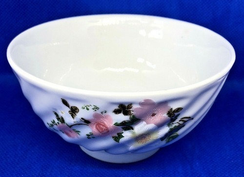 Estate Find Vintage Porcelain 4” Bowl Hand Painted Flowers CHINA - Picture 4 of 8