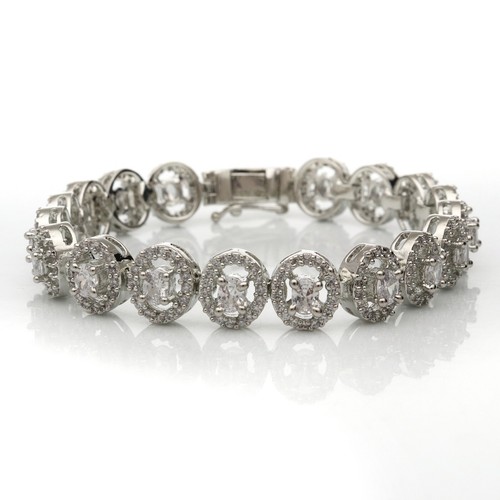 Radiant Oval CZ Halo Bracelet - Bild 2 von 7