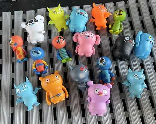Ugly Dolls Sammlung 17 Teile Größe 3 Zoll