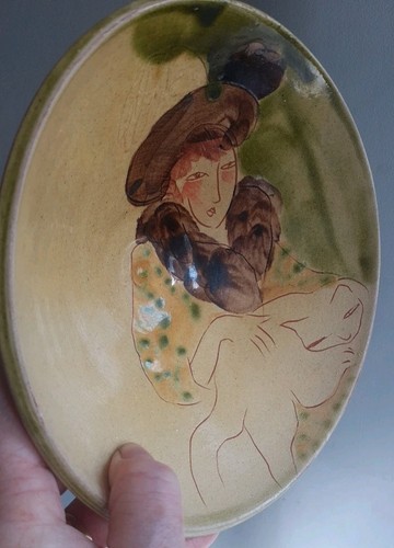 Beautiful Signed S. DURY Studio Pottery Hand Painted Bowl Lady With Cat - Picture 9 of 10