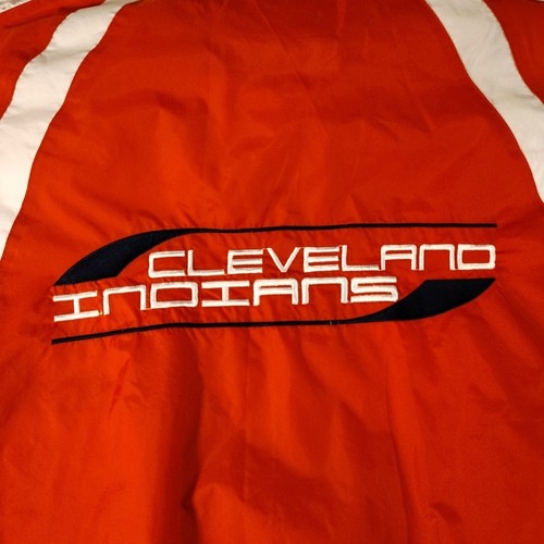 Chaqueta cortavientos Puma Cleveland Indians Chief Wahoo L ROJA nailon deletrear cremallera - Imagen 9 de 14